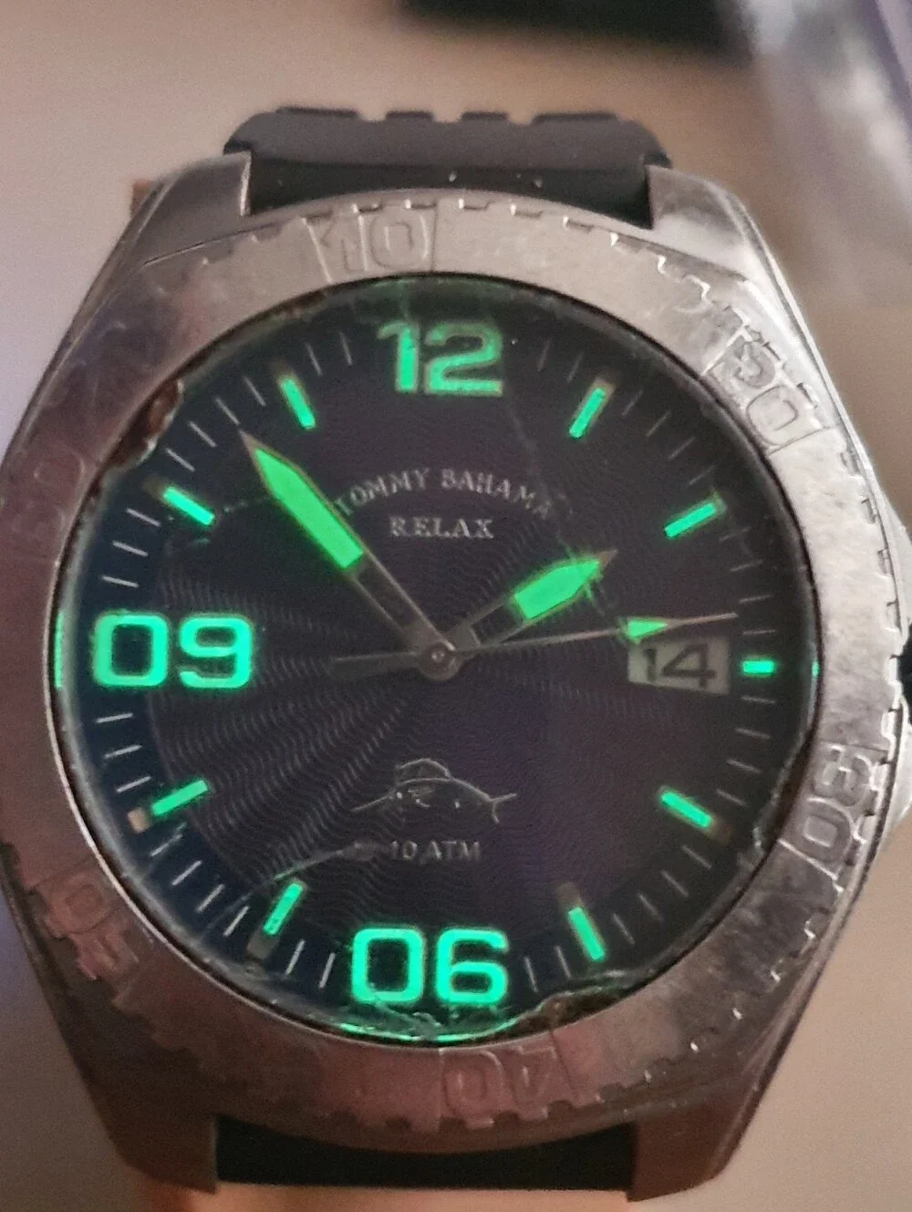Tommy Bahama Relax Silver/Blue Resin Strap Diver Style Men's Watch w/Date